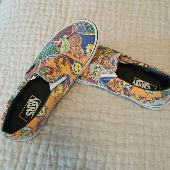 Vans Shoes - Vans Van Doren classic slip on